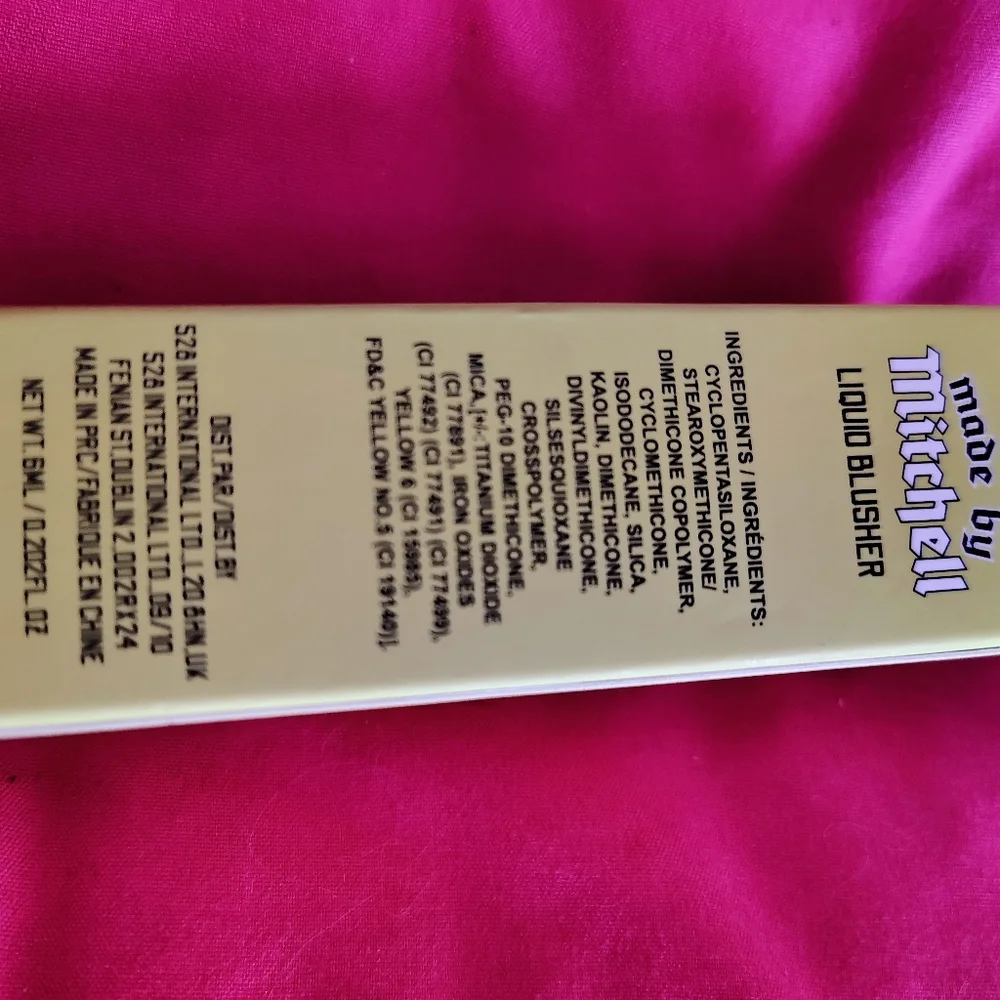 Brand New Made by Mitchell blursh bronzed creme carve bronzer